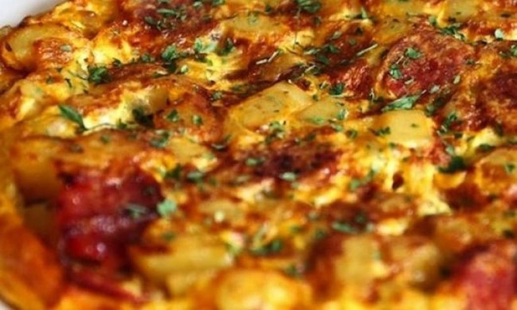 Mια πεντανόστιμη ομελέτα φούρνου... σαν πίτσα!