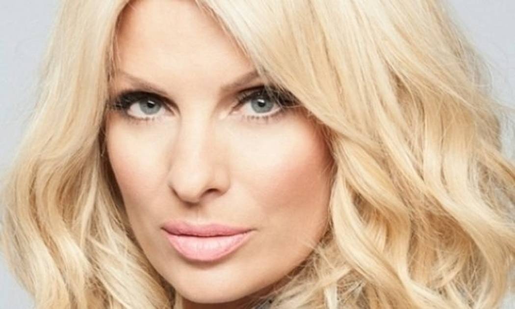 Ζώδια και αστέρια: Η Μενεγάκη, το μυστικό και η Τσιμτσιλή