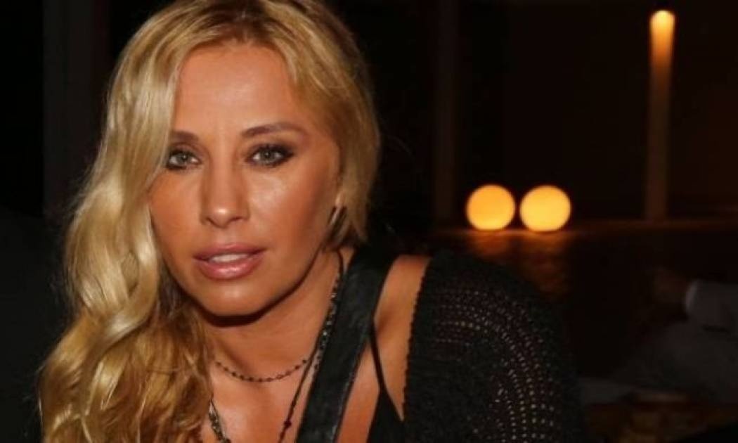 Μαστροκώστα: «Οι σχέσεις θέλουν δουλειά και υπομονή»