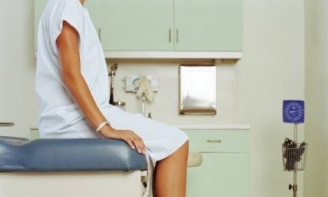 Τεστ ΠΑΠ: Όλα όσα πρέπει να ξέρεις για τη σημαντικότερη γυναικολογική εξέταση