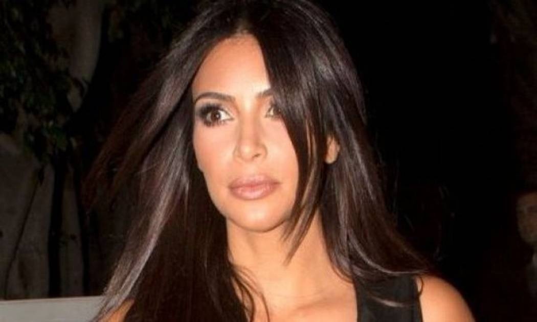 Κim μας δουλεύεις;O λόγος για τον οποίο θα προσλάβει παρένθετη μητέρα,είναι... εξωφρενικός