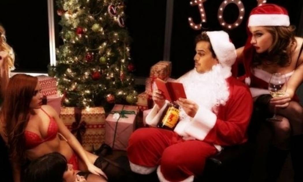 Ζώδια και Σεξ: Γίνε το χριστουγεννιάτικο δώρο!