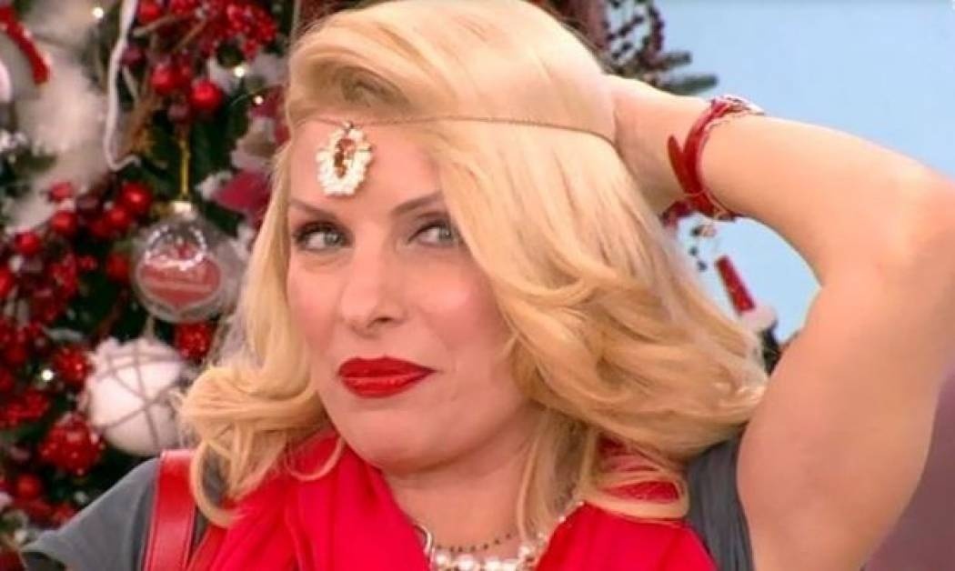 Το μήνυμα του Μουτσινά στην Ελένη και η απάντησή της on air