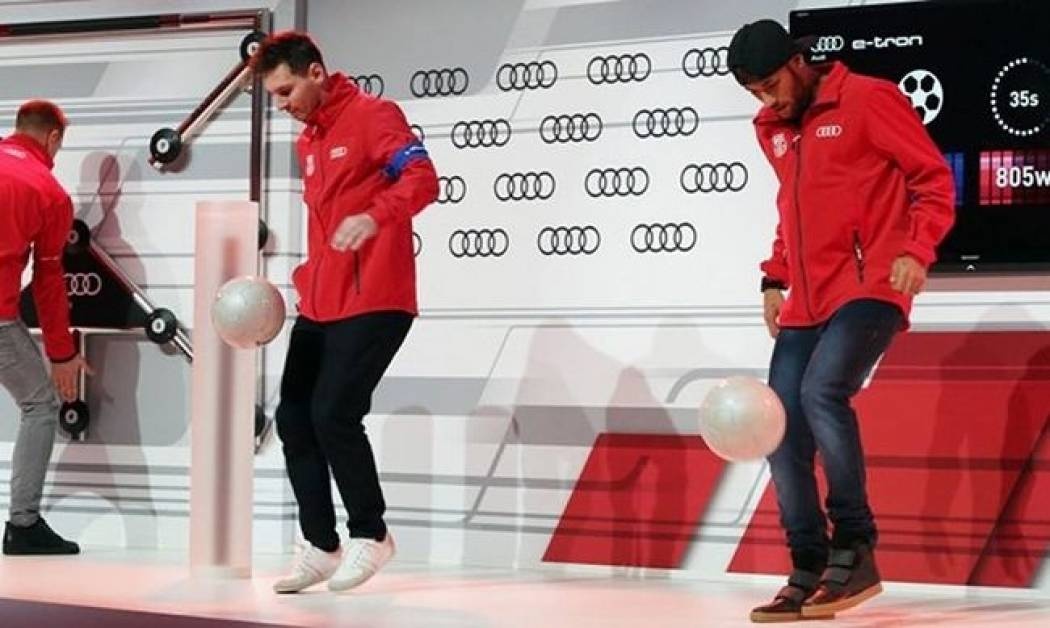 Video: Οι παίκτες της Μπαρτσελόνα φορτίζουν το Α-3 e-tron!