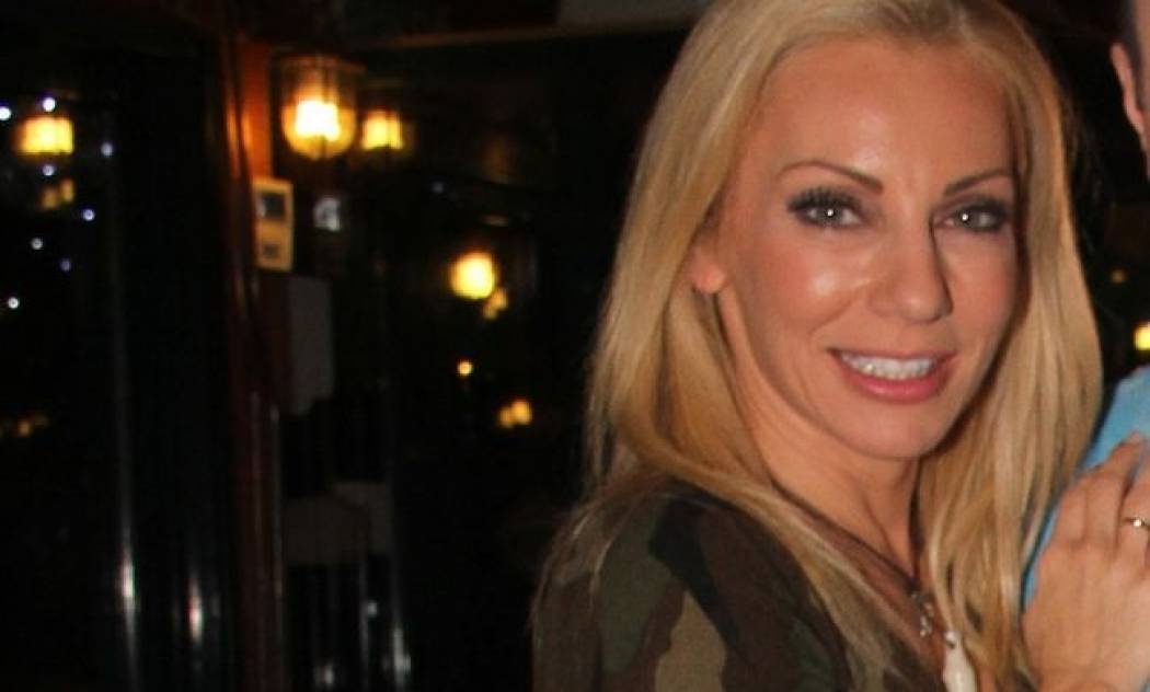 Έλενα Τσαβαλιά: «Μένω σε εκείνους που με δέχονται όπως είμαι»