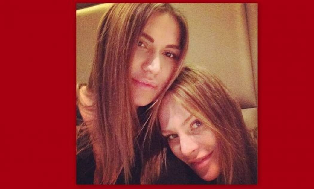 Γέννησε χθες η κολλητή της Υβόννης. Να σας ζήσει Παυλίνα και Κώστα (Nassos blog)