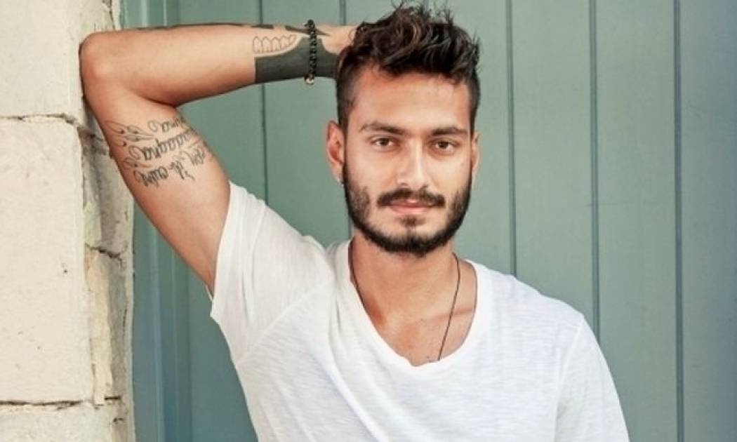 Δείτε τον Σάββα Γκέντσογλου να παίζει με τον γιο του