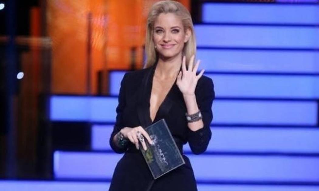 DWTS: Τι έκπληξη ετοιμάζουν για την Κυριακή