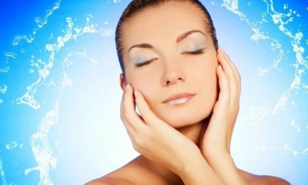 Περιποίηση προσώπου: Οι 5 κανόνες της απολέπισης