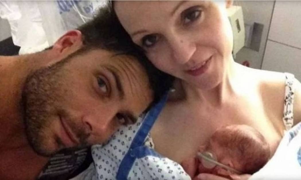 Η περιπέτεια ενός ζευγαριού με πρόωρο μωράκι που μας συγκίνησε