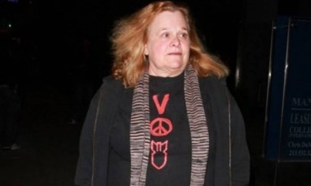 Κόρη πασίγνωστης star πέθανε αβοήθητη και ολομόναχη!