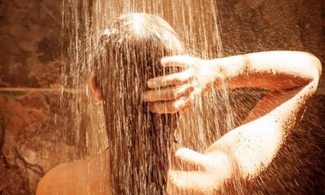 Πόσο συχνά πρέπει να πλένεστε – Τι υποστηρίζουν οι ειδικοί