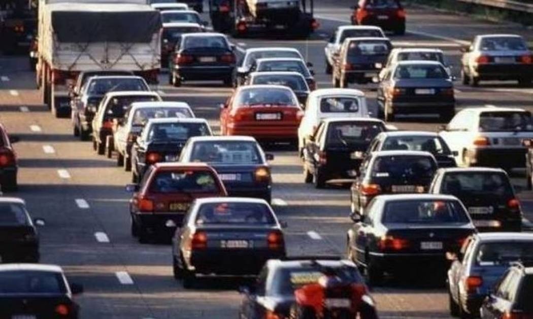 Καραμπόλα με 6 αυτοκίνητα στον Κηφισό