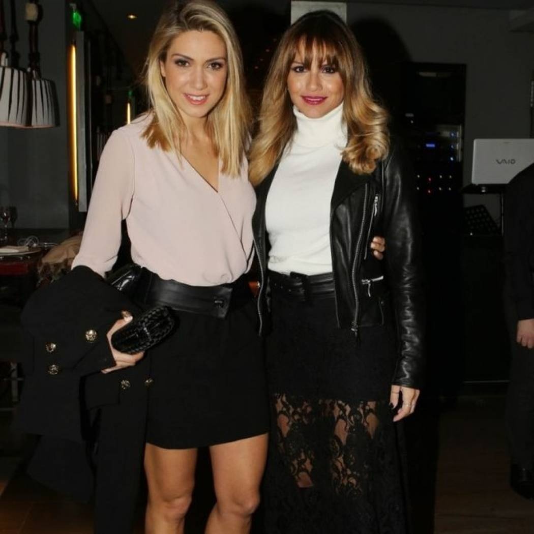 Κούκλες η Έλενα και η Σόφη