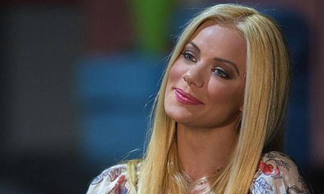 Ζέτα Μακρυπούλια: «Δεν είμαι στρατιώτης»