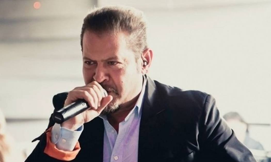 Μετακομίζει ο Χάρης Κωστόπουλος