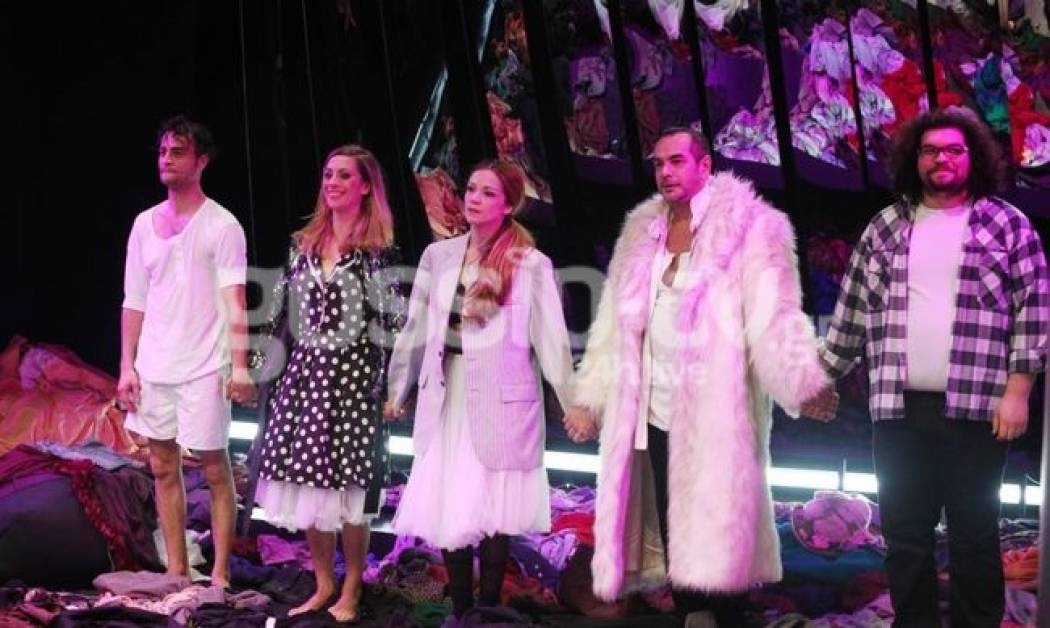 «Το νησί των σκλάβων» έκανε πρεμιέρα