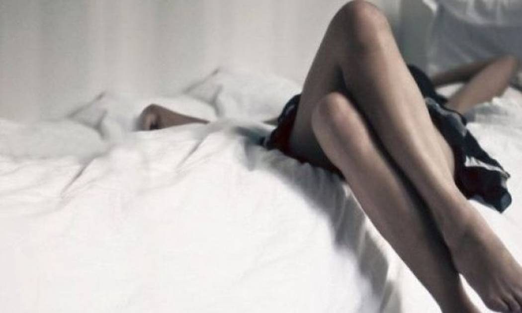 Πόνοι περιόδου: Εσύ θα τους αφήσεις να σε «ρίξουν» στο κρεβάτι;