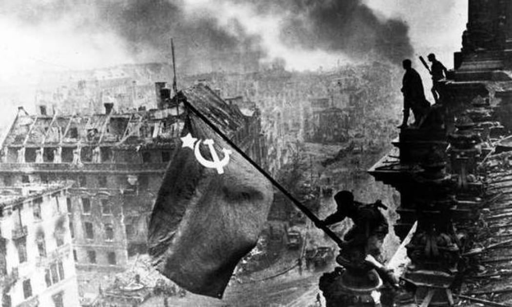 Πολεμικές αποζημιώσεις: Ρωσία και Ελλάδα πιέζουν τη Γερμανία!