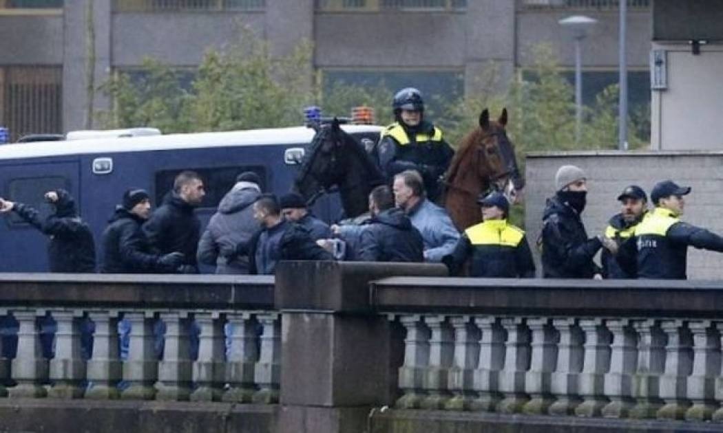 42 συλλήψεις χούλιγκαν στο Ρότερνταμ (video+photos)