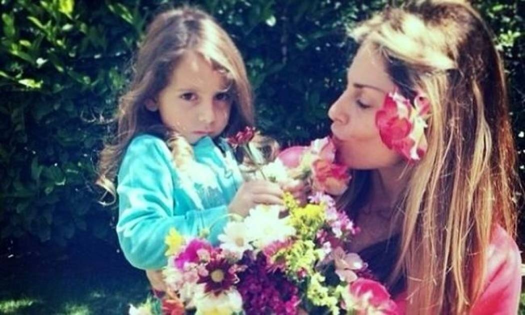 Κατερίνα Λάσπα: Η επίσκεψη σε ινστιτούτο ομορφιάς με την 5χρονη κόρη της! (εικόνες)