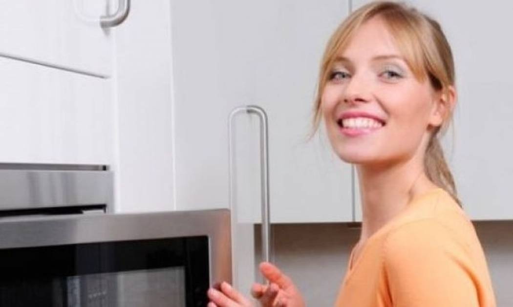 Πεντακάθαρος φούρνος μικροκυμάτων σε χρόνο dt!