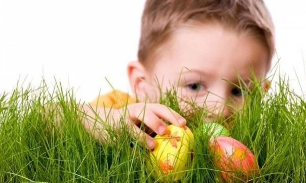 Πάσχα: Βάψτε αυγά με τα παιδιά σας και διασκεδάστε!