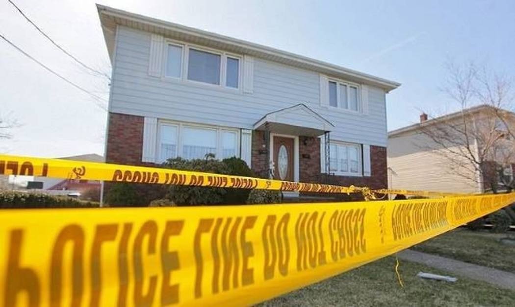 Εκατοντάχρονος σκότωσε τη γυναίκα του με τσεκούρι και αυτοκτόνησε