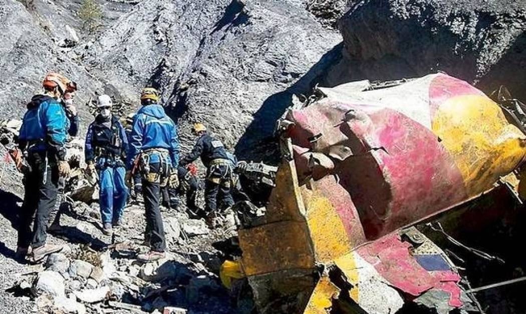 «Χάκερ» προκάλεσε τη συντριβή του αεροπλάνου της Germanwings;