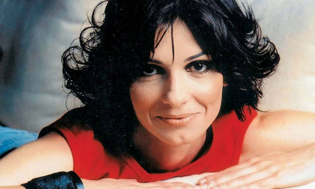 Η τρυφερή φωτογραφία της Άσπας Τσίνα με τον γιο της