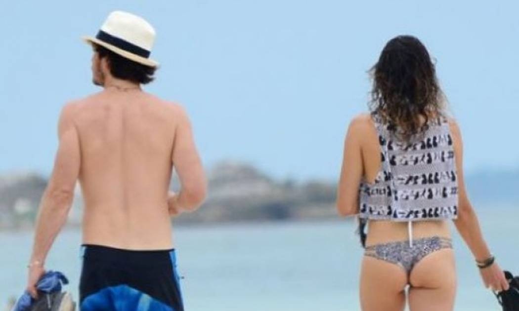 Ιδού οι πρώτες φωτογραφίες από το μήνα του μέλιτος του πιο sexy ζευγαριού στο Hollywood