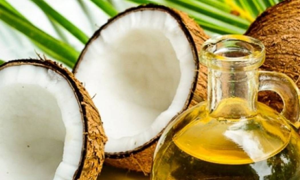 4 απίστευτα beauty tricks με το έλαιο καρύδας!