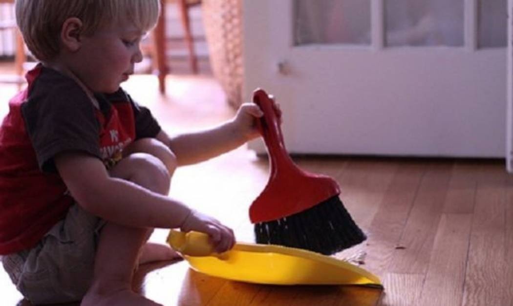 Ανεξάρτητα παιδιά από κούνια; 5+3 τρόποι να το πετύχετε!