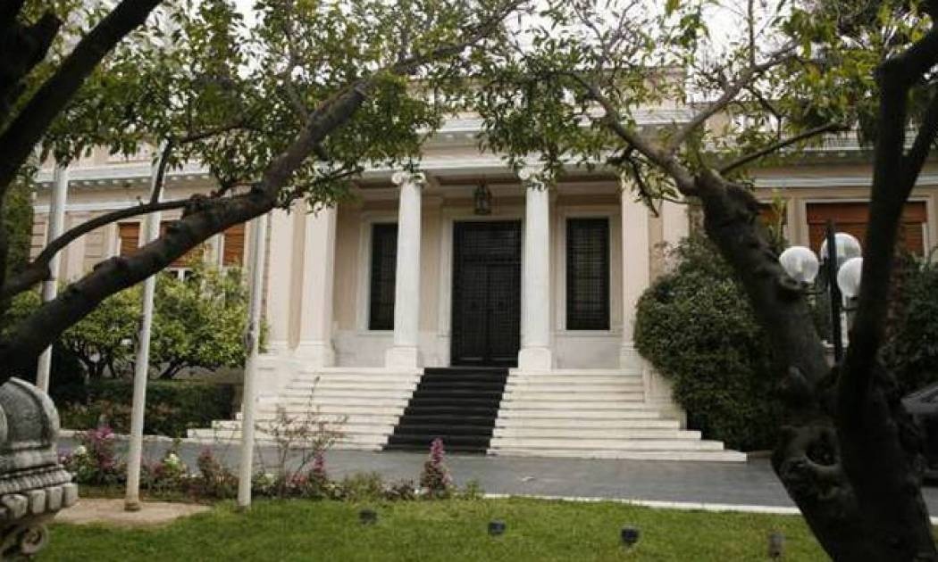 Διαψεύδει το Μαξίμου ότι ο Γιούνκερ αρνήθηκε τηλεφώνημα του Τσίπρα