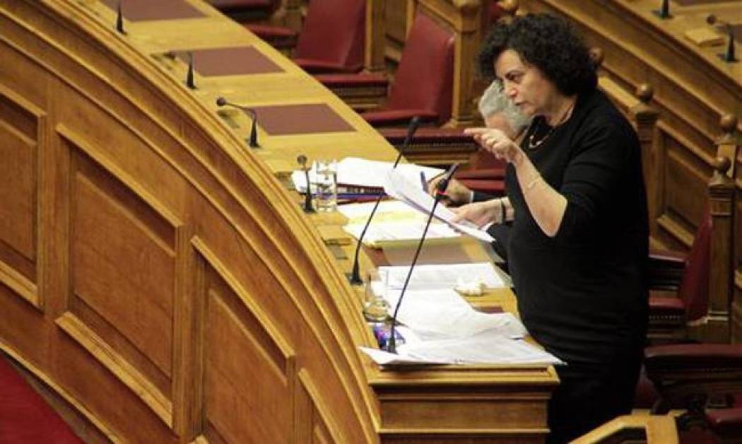 Με τη διαδικασία του κατεπείγοντος το μίνι φορολογικό - Μέχρι τη Δευτέρα η ψήφισή του