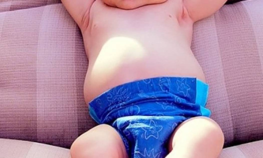 Καύσωνας και μωρό: Tips που θα σας βοηθήσουν!