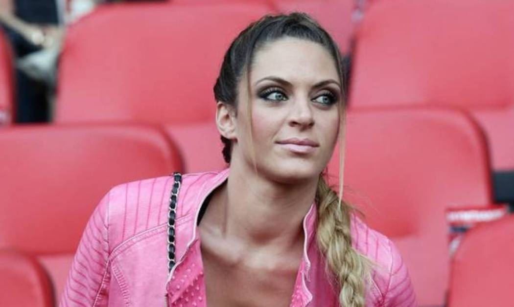 Το… τρελό μπούστο της Μάρτα! (photo)