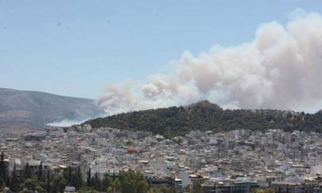 Ποινική δίωξη σε βάρος των δύο συλληφθέντων για τη φωτιά στον Βύρωνα