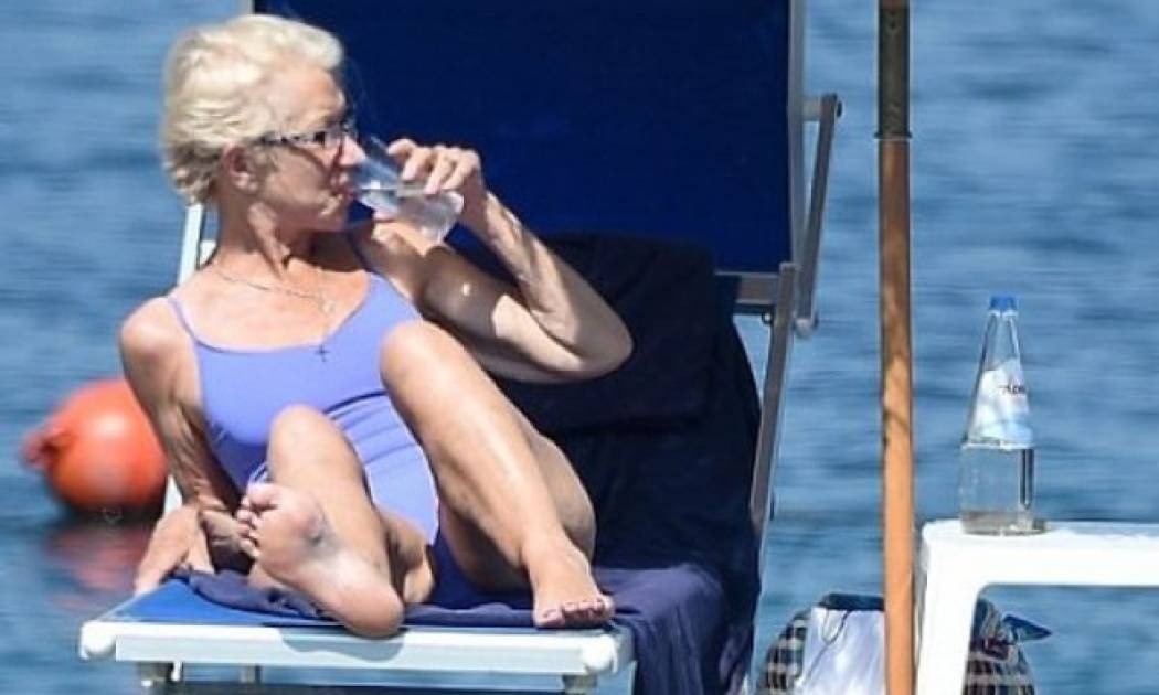 Εσείς θα θέλατε να δείχνετε έτσι στα 69 σας; Εμείς πάντως ναι!