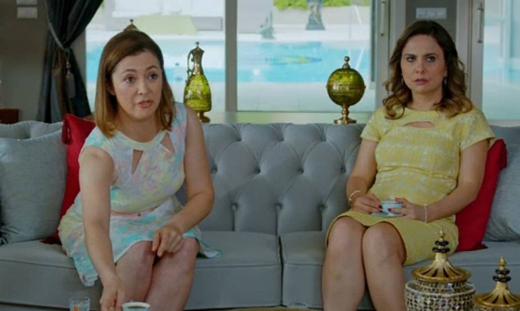 Στα δίχτυα του πεπρωμένου: Η Σουκράν προσκαλεί την Ελίφ σε δείπνο και...