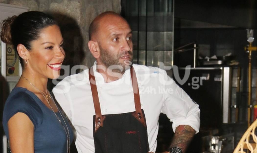 Μαριάντα Πιερίδη: Στο πλευρό του συντρόφου της στη Μύκονο