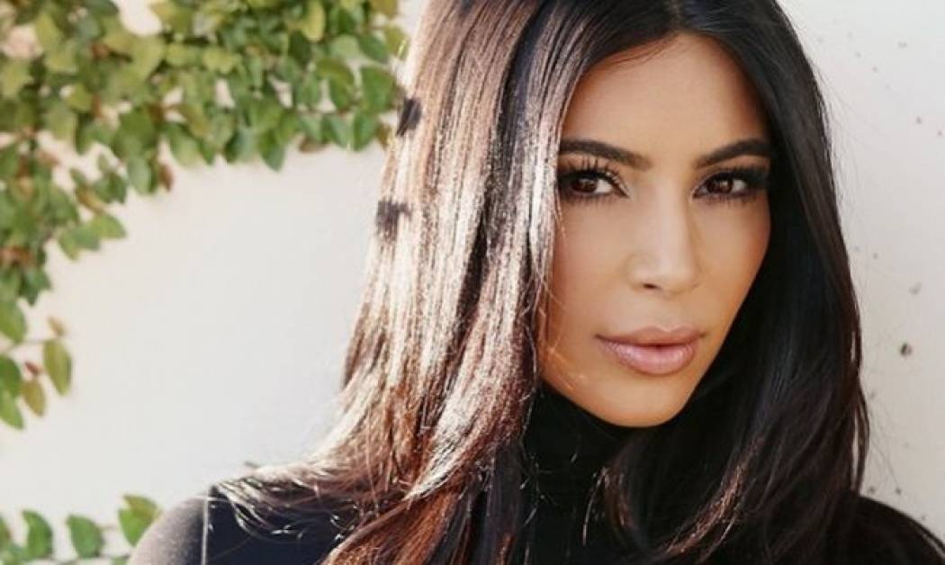 Κιμ Καρντάσιαν: Η πρώτη φωτογραφία που φαίνεται η φουσκωμένη της κοιλίτσα! (εικόνα)