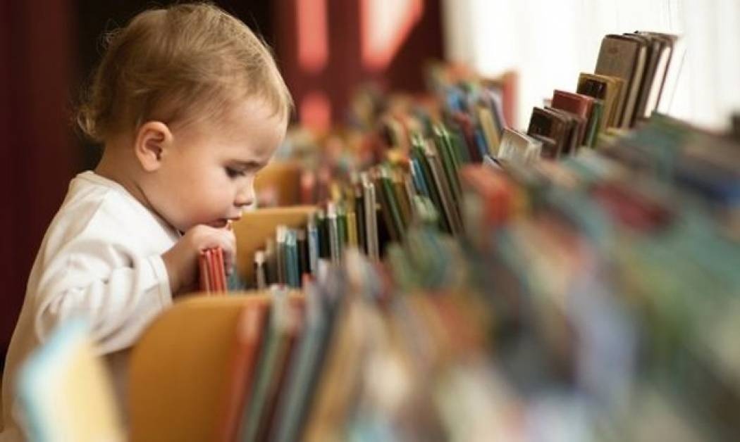«Μαμά, θα μου πεις ένα παραμύθι;»