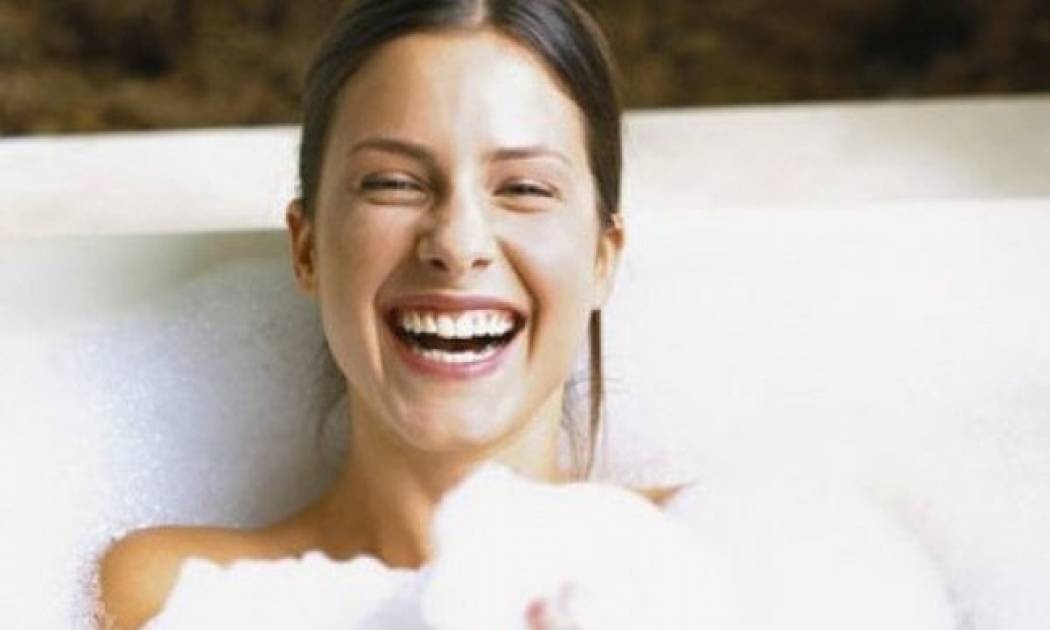 Αισθάνεστε διαρκώς κουρασμένες; Δοκιμάστε αυτή τη φυσική συνταγή!