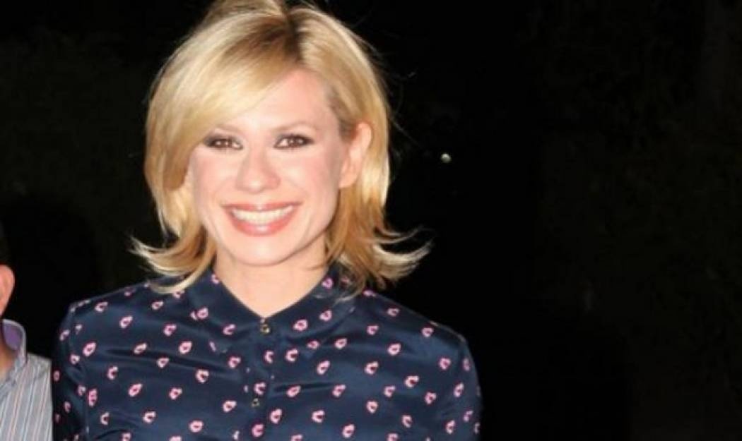 Καραβάτου: Δε θα πιστεύετε τι είπε η Αέλια λίγο πριν ξεκινήσει η θεατρική παράσταση του μπαμπά της