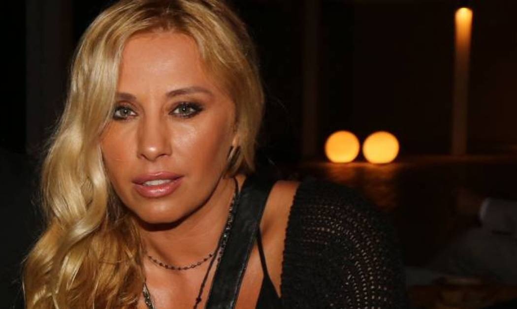 Η Γωγώ τρέλανε το διαδίκτυο με τις σέξι πόζες της! Δείτε τι «ανέβασε»