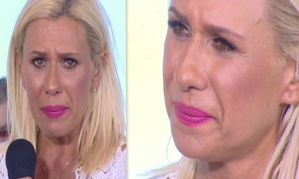 «Έδωσε στεγνά» την Καραβάτου – Τα κλάματά της στο φινάλε ήταν μαγνητοσκοπημένα!