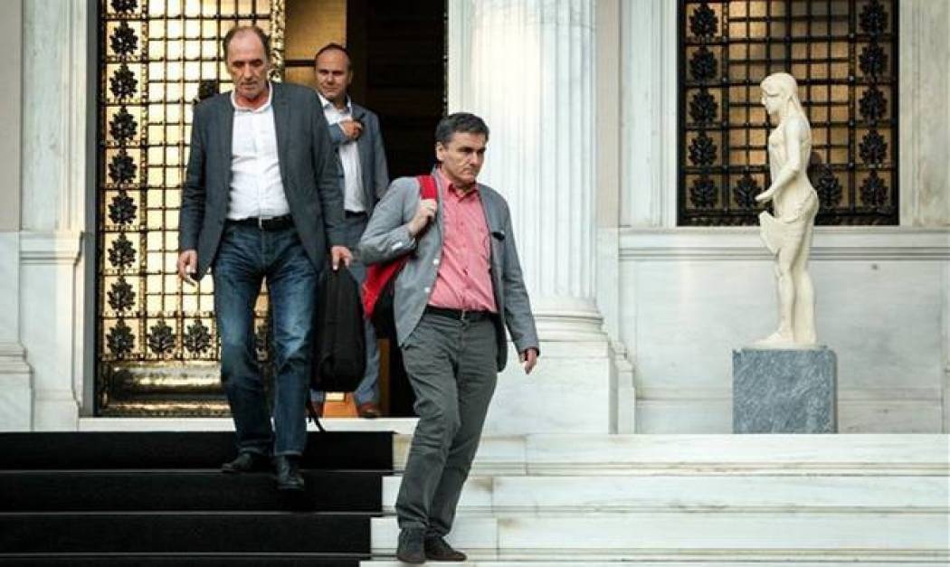 Συμφωνία: Ολονύχτιο θρίλερ διαπραγματεύσεων με τους δανειστές