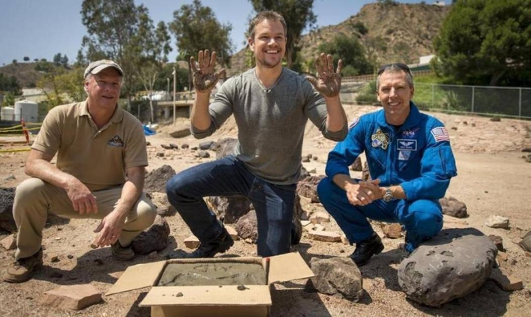 O Matt Damon άφησε στη NASA τα αποτυπώματα του