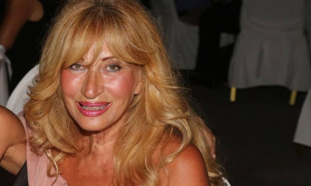 Δεν πάει ο νους σας ποιας σέξι Ελληνίδας είναι η μαμά